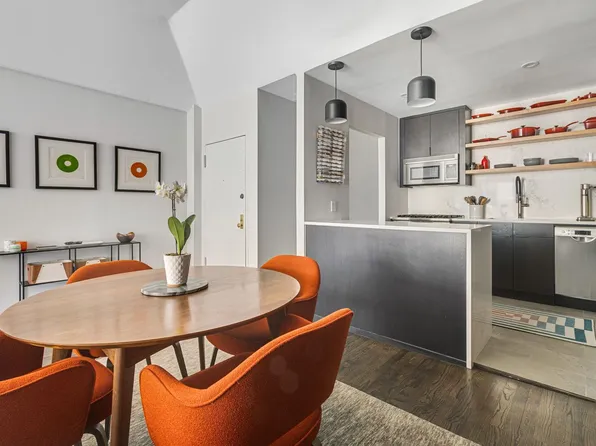 244 West 23rd Street image 5 of 12