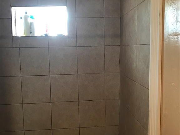 5th image of 2342 Wolcott Dr