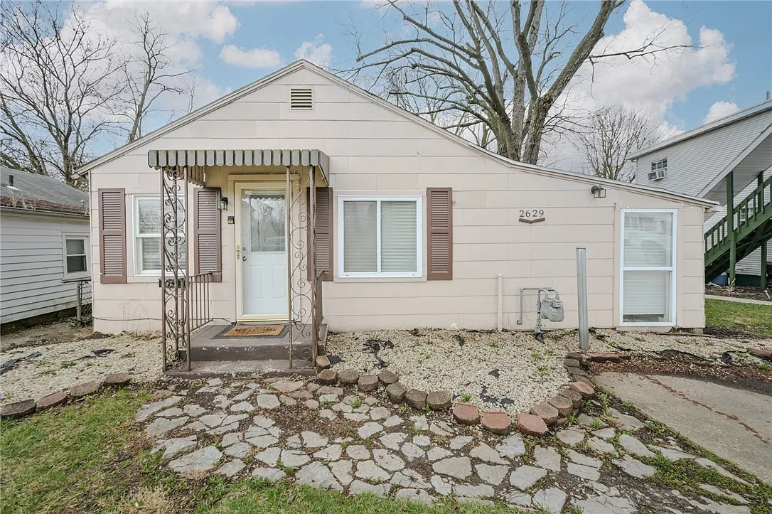 2629 Berger Ave photo 1