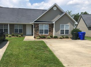 1404 Chestnut Ridge Ct #B, Greenville, NC 27834