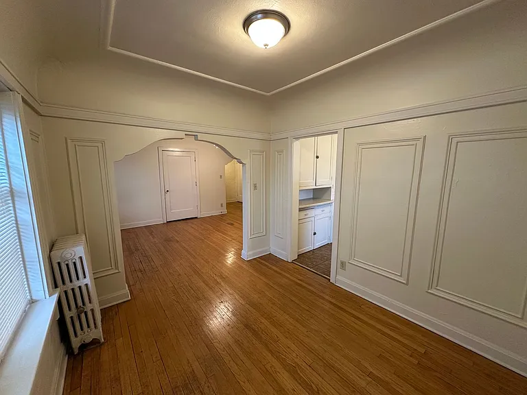 3825 N Oakland Ave — Photo 15