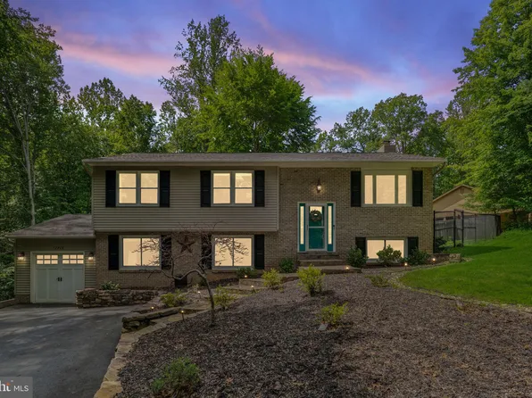 12248 Chinaberry Ct, Manassas, VA 20112