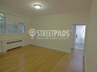 71 Kilsyth Rd APT 2R, Brighton, MA 02135