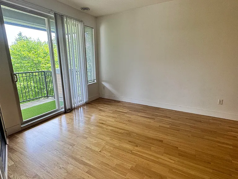 2338 Western Pkwy #401 — Photo 5