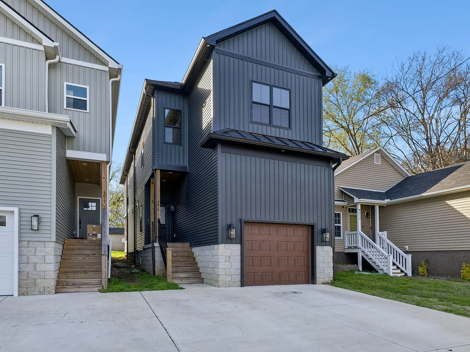 3 bed, 2.5 bath, 2030 sqft, $3,000 — Photo 1