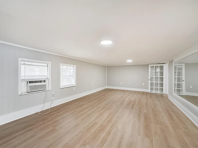 216 Redan St #6 — Photo 10