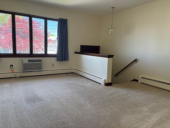 4th image of 49 Carovilli St #49