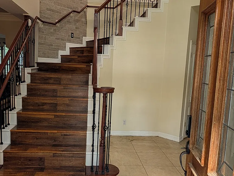 9910 Jasmine Creek Dr — Photo 10