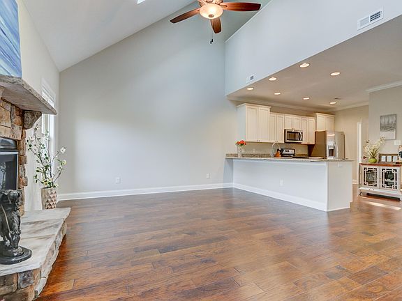 4th image of 1105 Peake Ln Lot 5