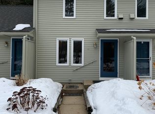 12 High Bluff Dr #12, Kennebunk, ME 04043