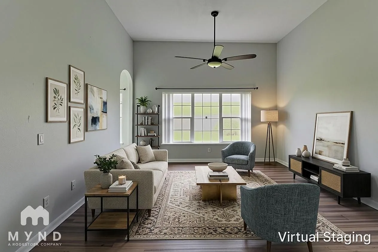 3 bed, 2.0 bath, 1341 sqft, $2,215 — Photo 2