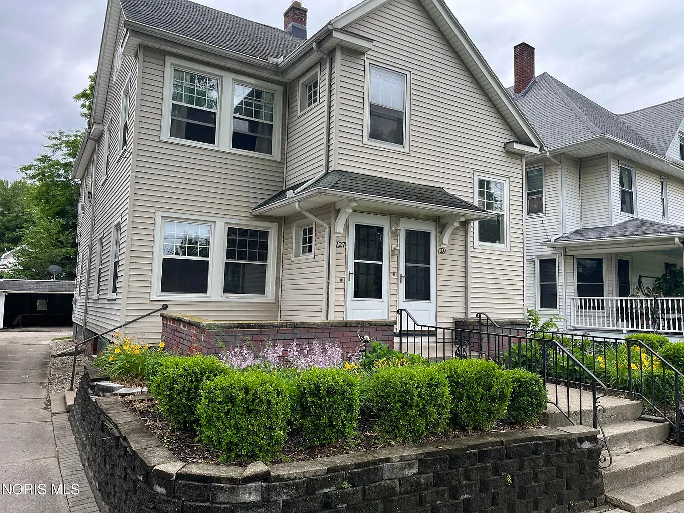 2 bed, 1000 sqft, $980 — Photo 2