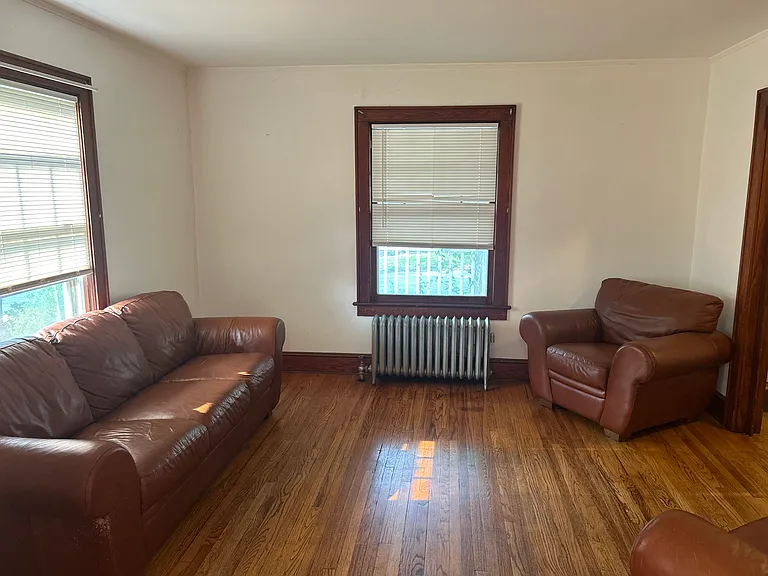 24 Abbott St #24 — Photo 6