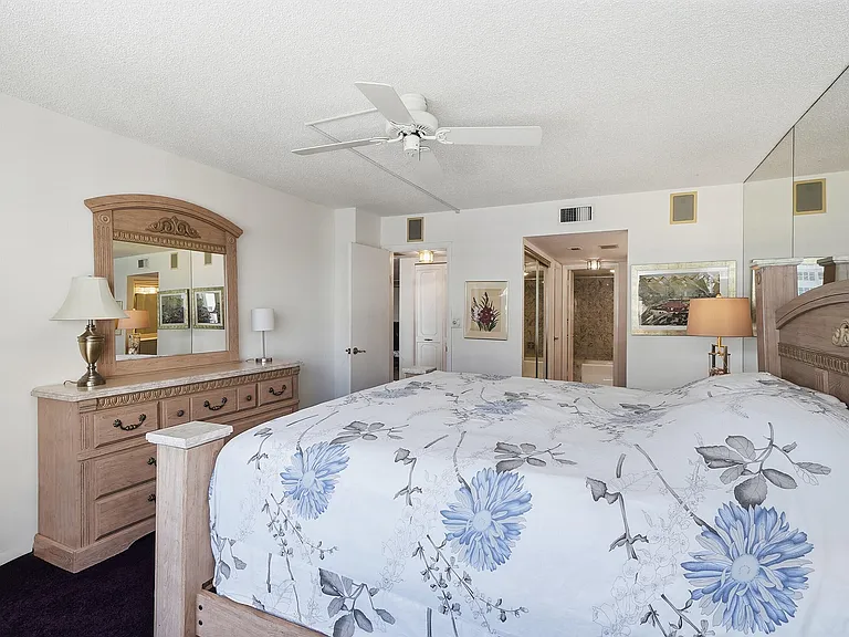 3900 Galt Ocean Dr #1116 — Photo 24