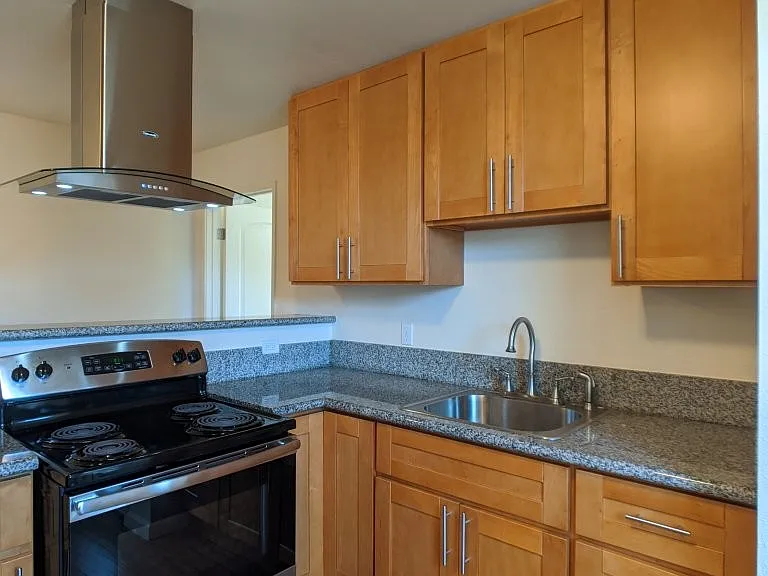 2607 Ellsworth Street — Photo 35