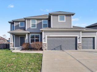 28600 W 162nd Pl, Gardner, KS 66030