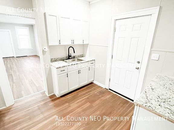 4th image of 3500 W 135th St