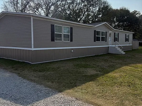 411 Benoit Rd, Carencro, LA 70520