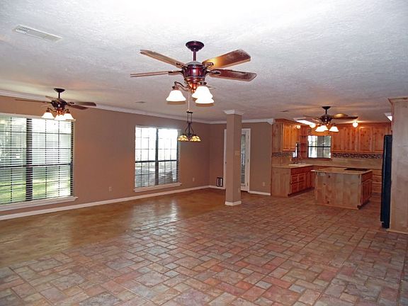 5th image of 129 Valley Forge Ln