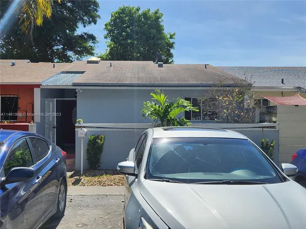 420 NW 8th St, Miami, FL 33136