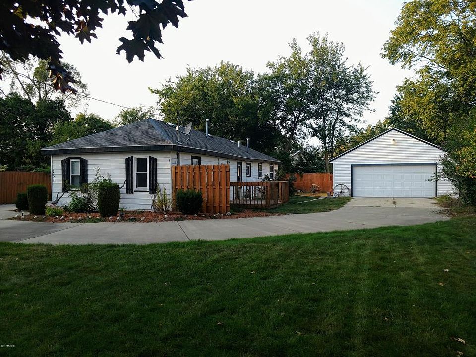 1st image of 231 Wilbur St SE