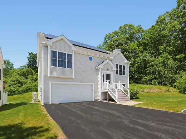 12 Zain Cir Unit 12, Milford, MA 01757