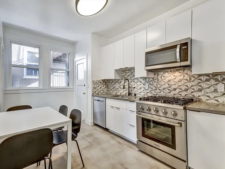 1565 Arch St #1579 — Photo 48