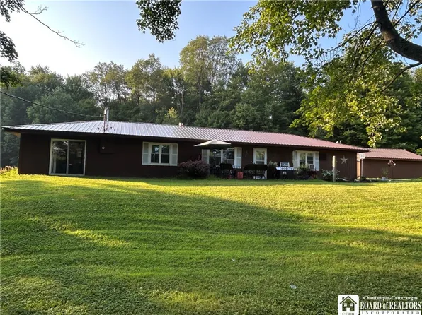 6715 Bailey Hill Rd, Cattaraugus, NY 14719