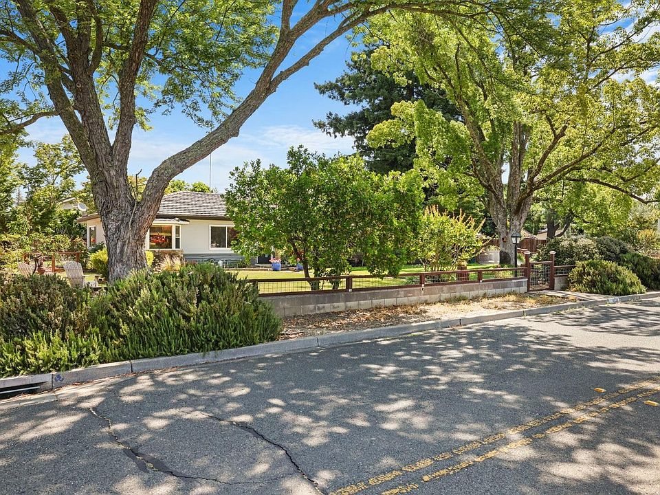 4528 Linda Vista Ave, Napa, CA 94558 MLS 323044016 Zillow