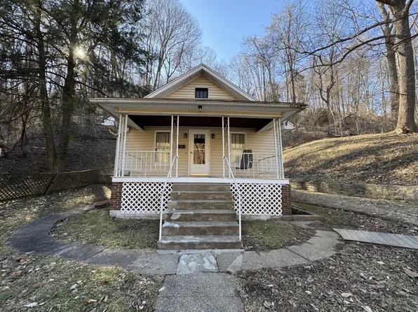 15 Fisher St, Pomeroy, OH 45769
