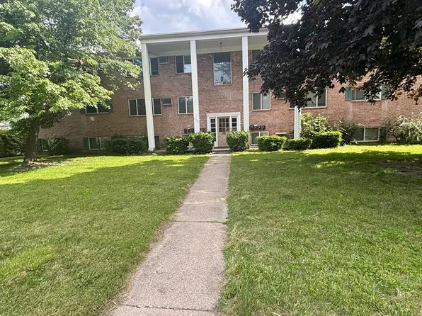 910 E. Jolly Rd. #1-12