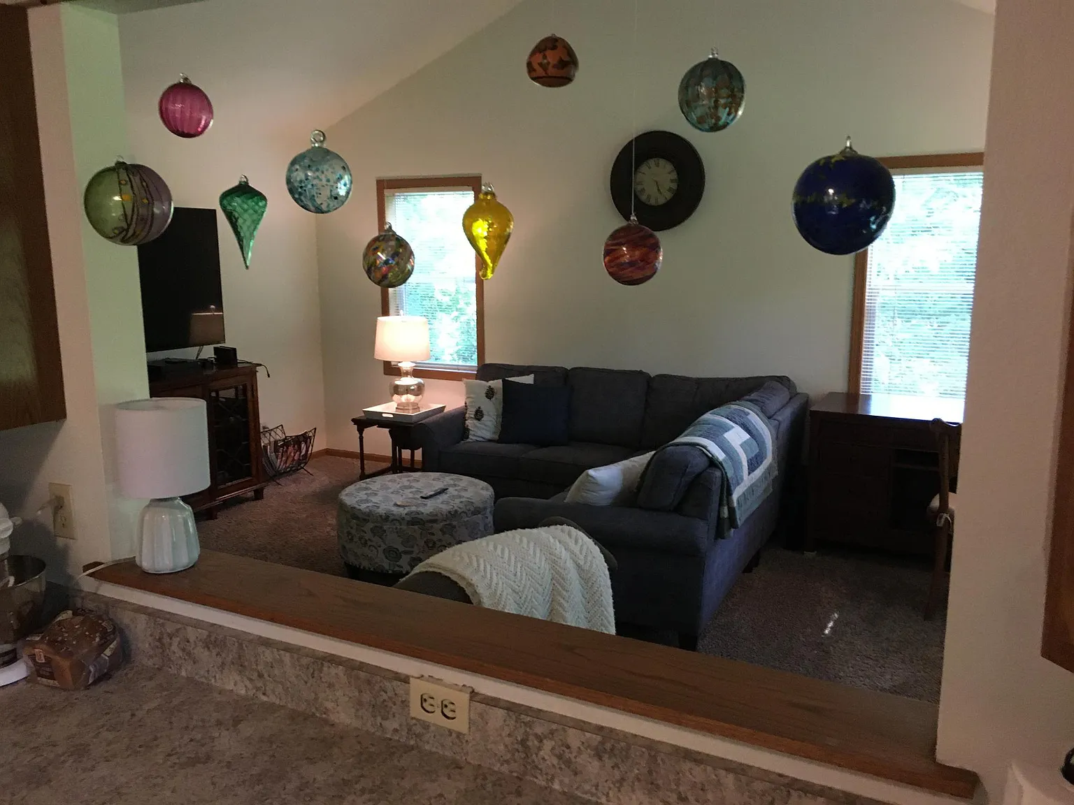 3 bed, 2.5 bath, 1600 sqft, $2,500 — Photo 4