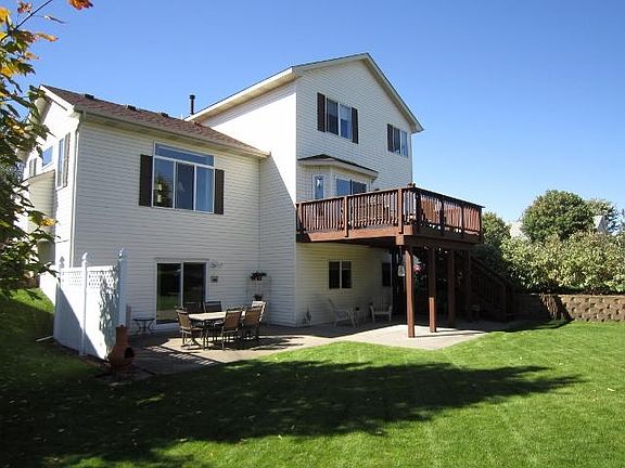 3rd image of 8841 Dunkirk Ct NE