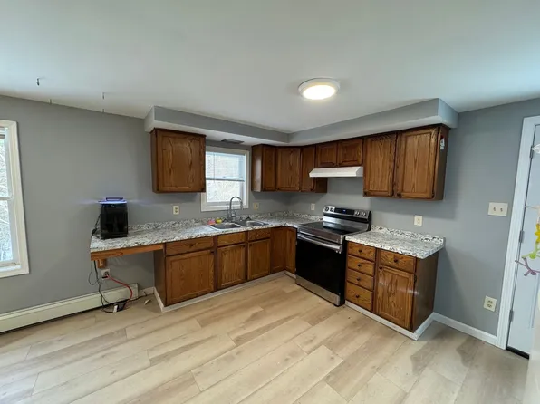 659 Davidson Hill Rd, 659 Davidson Hill Rd #1, Chester, VT 05143