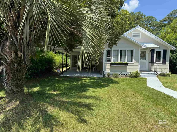 22640 Racine St, Robertsdale, AL 36567