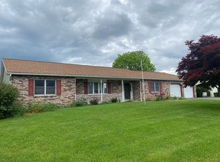 941 Terrace Dr, Lewisburg, PA 17837