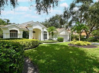 4925 Old Creek Dr, Sarasota, FL 34233