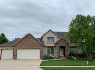 3111 Scanlan Ln NE, Rochester, MN 55906
