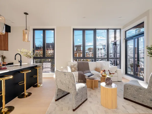 10 South Street image 5 of 39