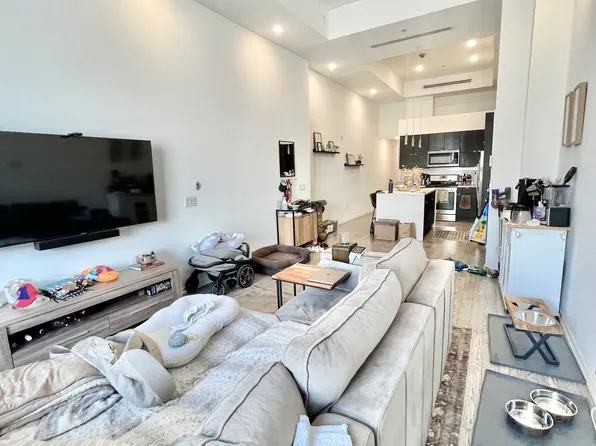 958 Shackamaxon St, Philadelphia, PA
