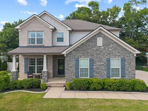 1028 Maleventum Way, Spring Hill, TN 37174