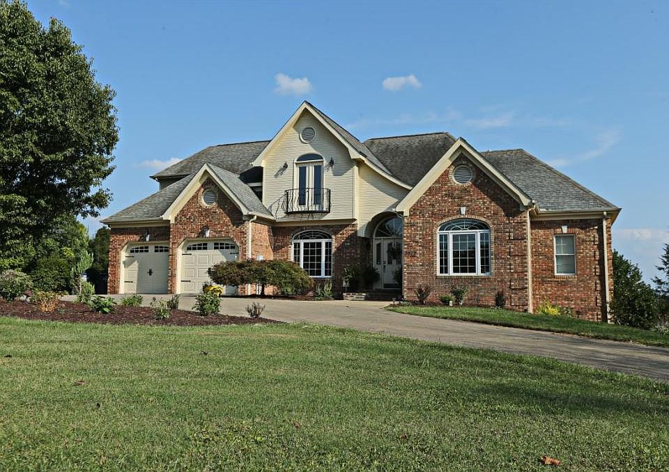 1st image of 3979 Skyland Dr