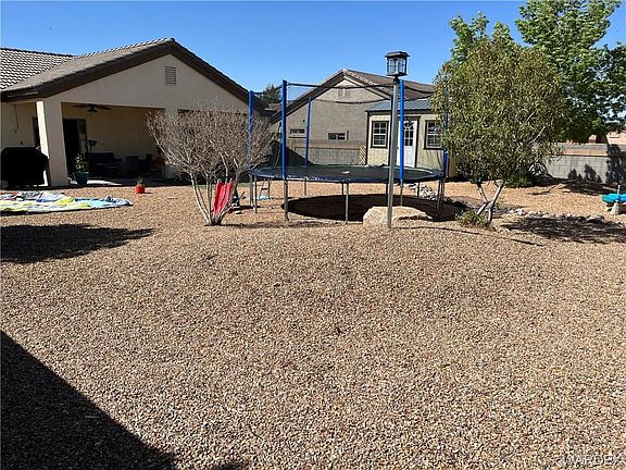 4th image of 3397 Isador Ave