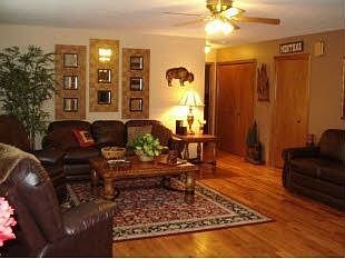1st image of 620 Comet Blvd