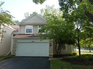 1500 Regan Ct, Hoffman Estates, IL 60192