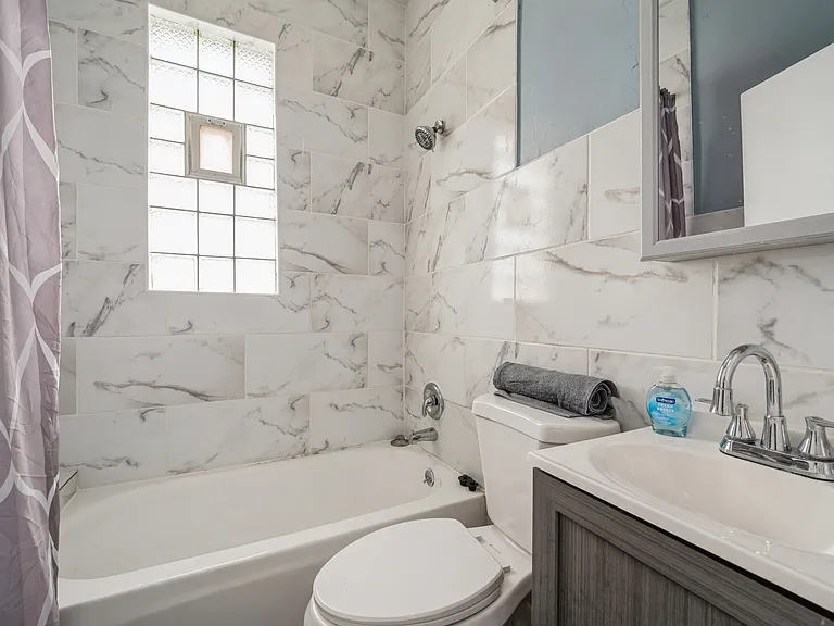 2818 N Ashland Ave #1 — Photo 12