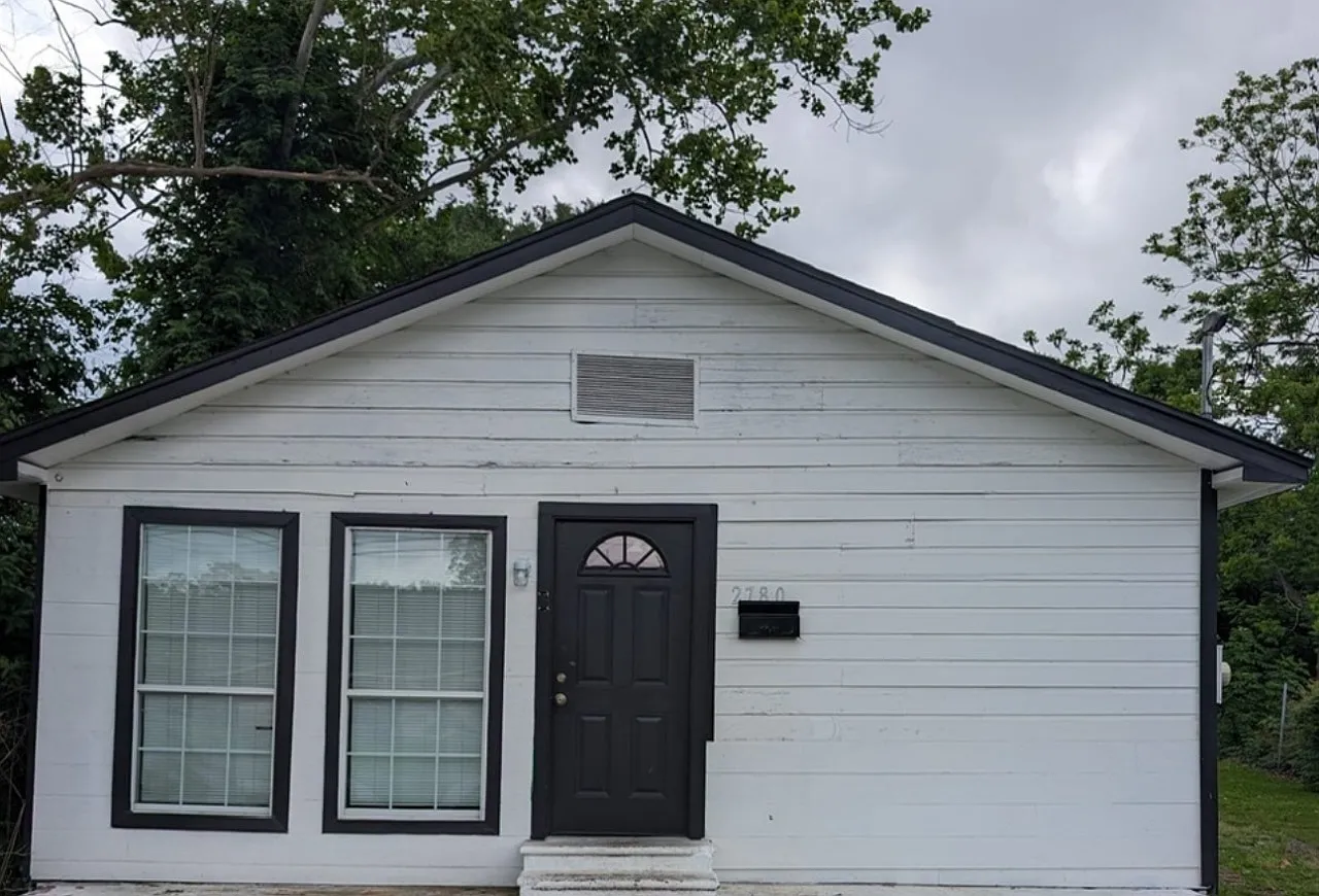 4 bed, 1769 sqft, $1,500 — Photo 1