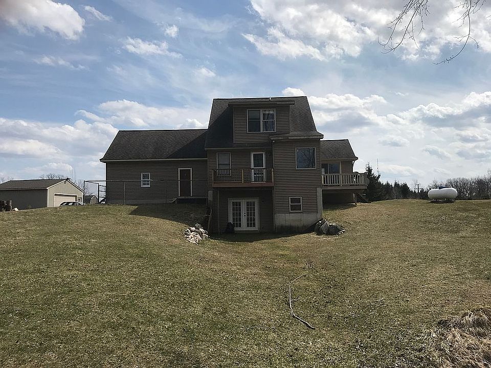 2nd image of 3720 Brauer Rd