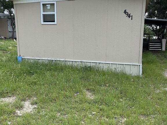 3rd image of 4941 Tamarack Dr