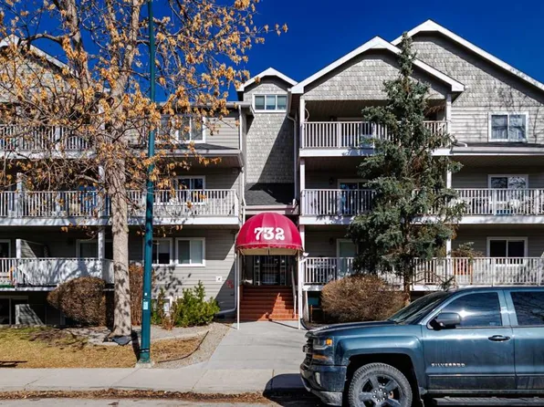 732 S 57th Ave SW #403, Calgary, AB T2V 0H4